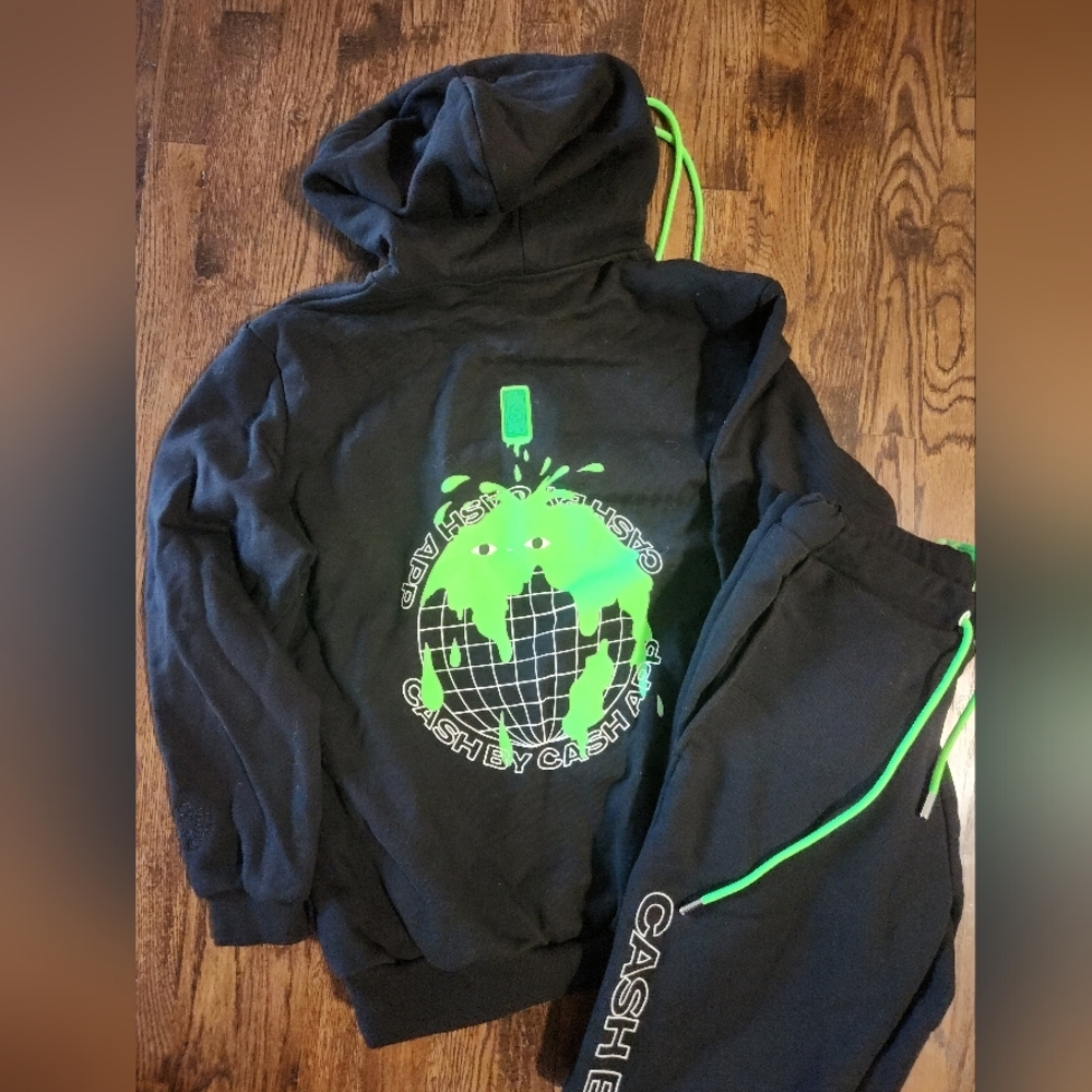 Cash by Cash App Graphic Hoodie & Sweatpants set Black Green size small